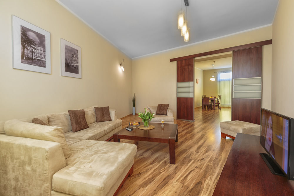 Apartmán Adler Bed&Breakfast Lodž Exteriér fotografie